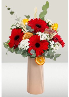 Pleksi Vazoda Kırmızı Gerbera ve Kır Çiçekleri