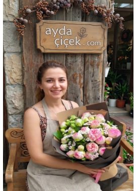 Pembe Çardak Gülü Buketi